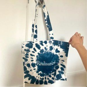 Realisation Par Blue Tote